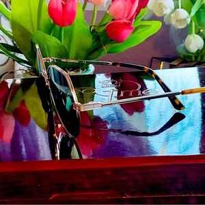 KARL LAGERFELD ANGULAR SHAPE SUNGLASSES